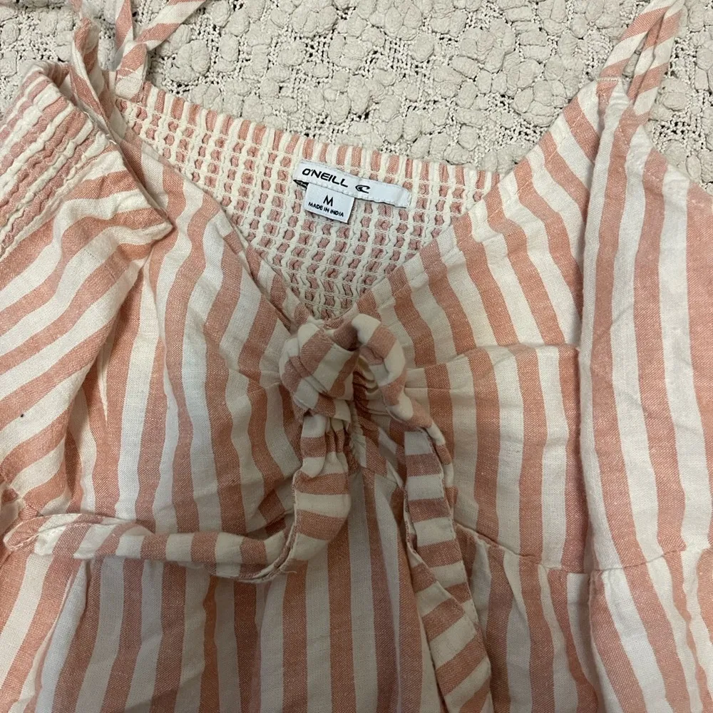 Pink and white stripped tank top with bow detail size medium O’Niell - Image 3