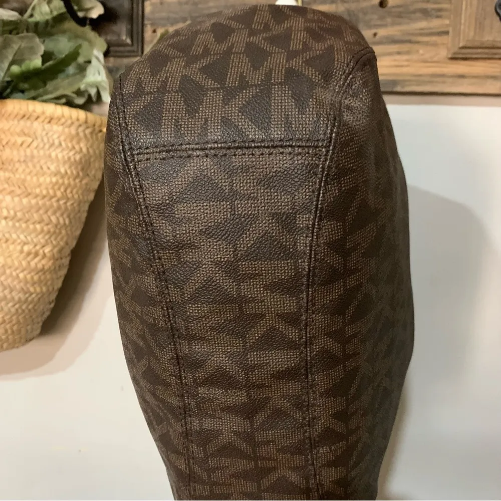 Michael Michael Kors Shoulder Bag - Image 10