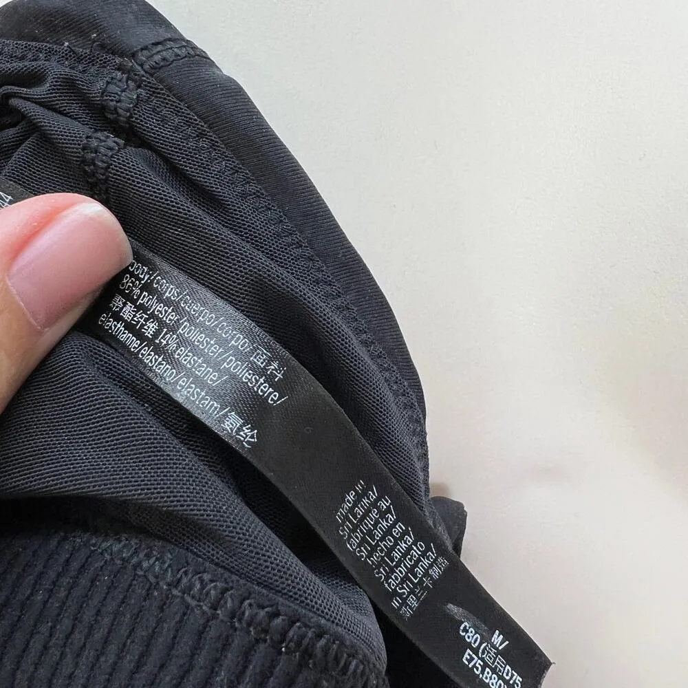 Victoria's Secret Womens Sports Bra Black M Spell Out Logo Strappy Crossover - Image 5