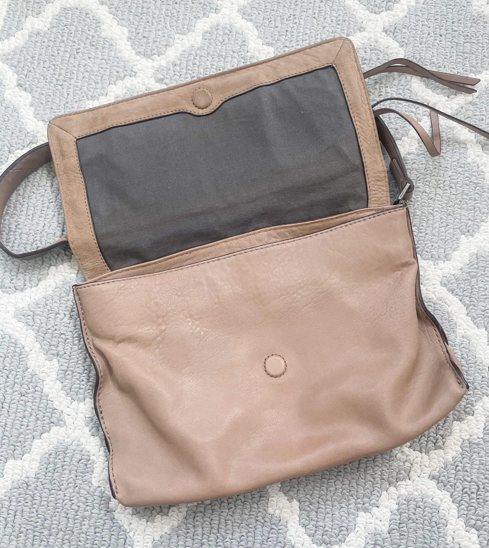 Treasure&bond Beige Leather Crossbody Bag - Image 3