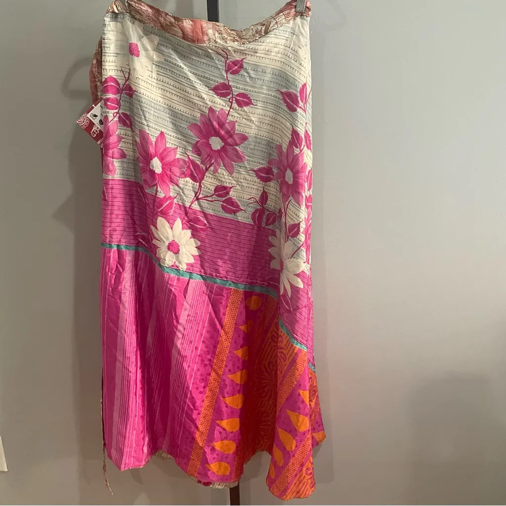 NWT Darn Good Yarn The Original Sari Wrap Skirt Ankle Length Goddess (22 - Image 5
