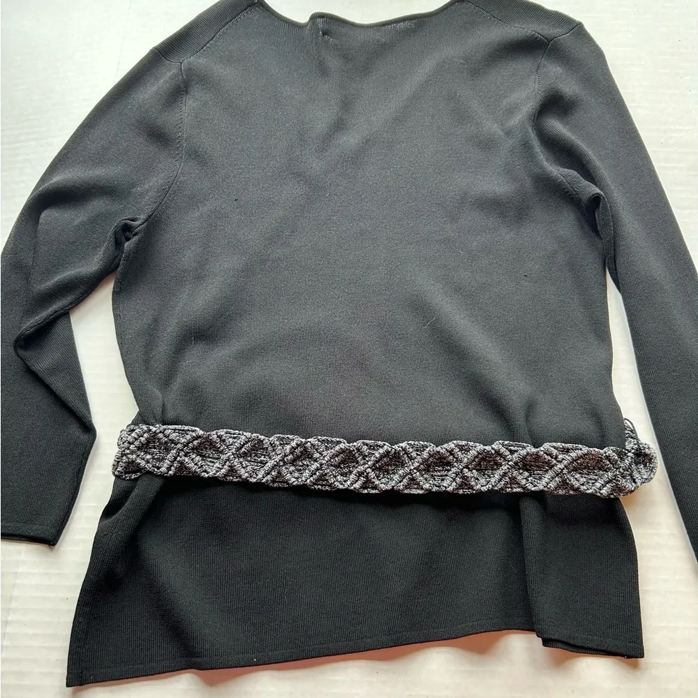 Cable and Gauge faux wrap Y2K black sweater silver belt size Large - Image 2
