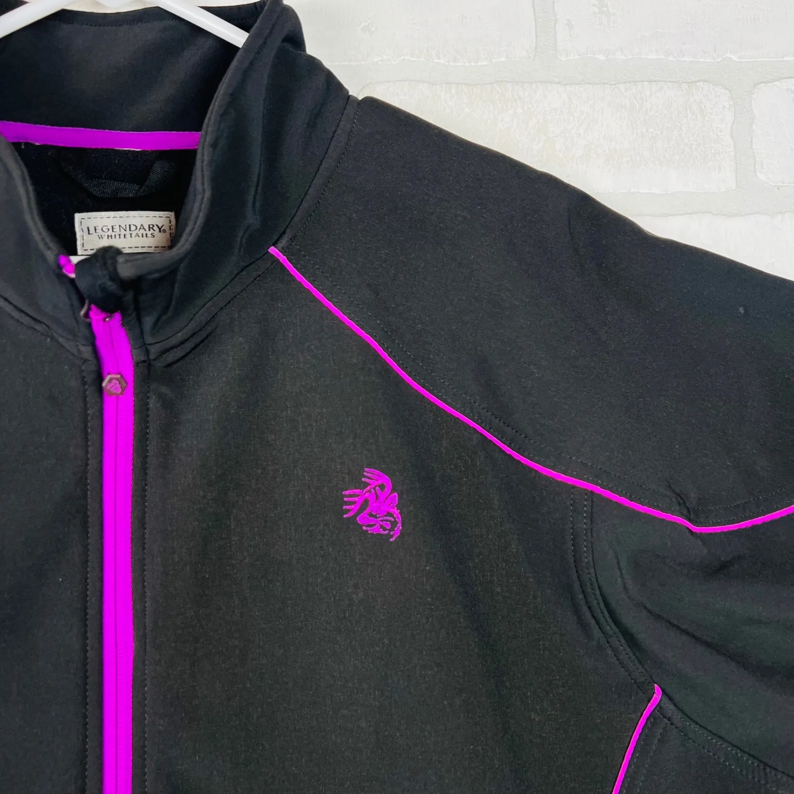 Legendary Whitetails Womens XXL Black Jacket Full Zip Up‎ Purple Trim - Image 3