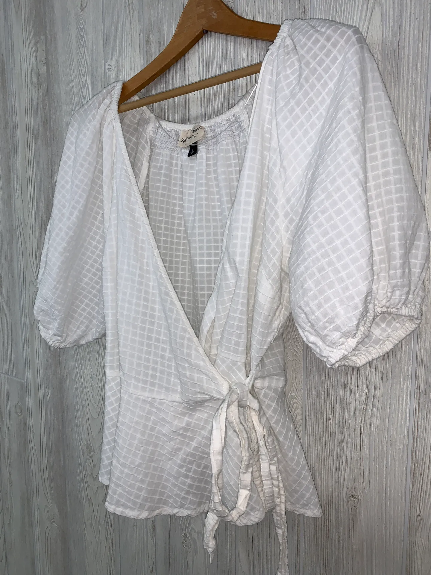 Universal Thread Puff Sleeve Wrap Top - Image 3