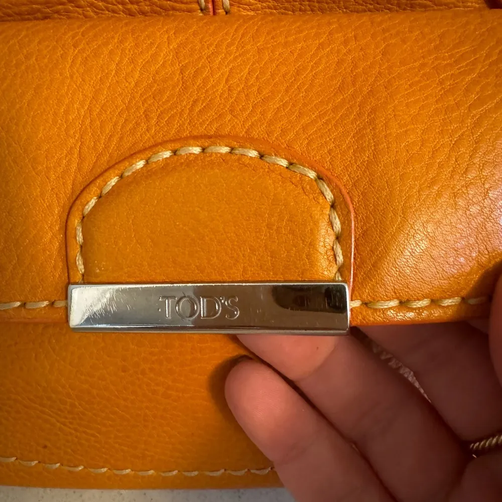 Tod's  Orange Slouchy Leather Shoulder Bag - Image 2
