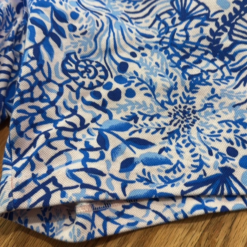 Lilly Pulitzer Jayne Knit short in high tide good vibes seashell coral print 6 - Image 5