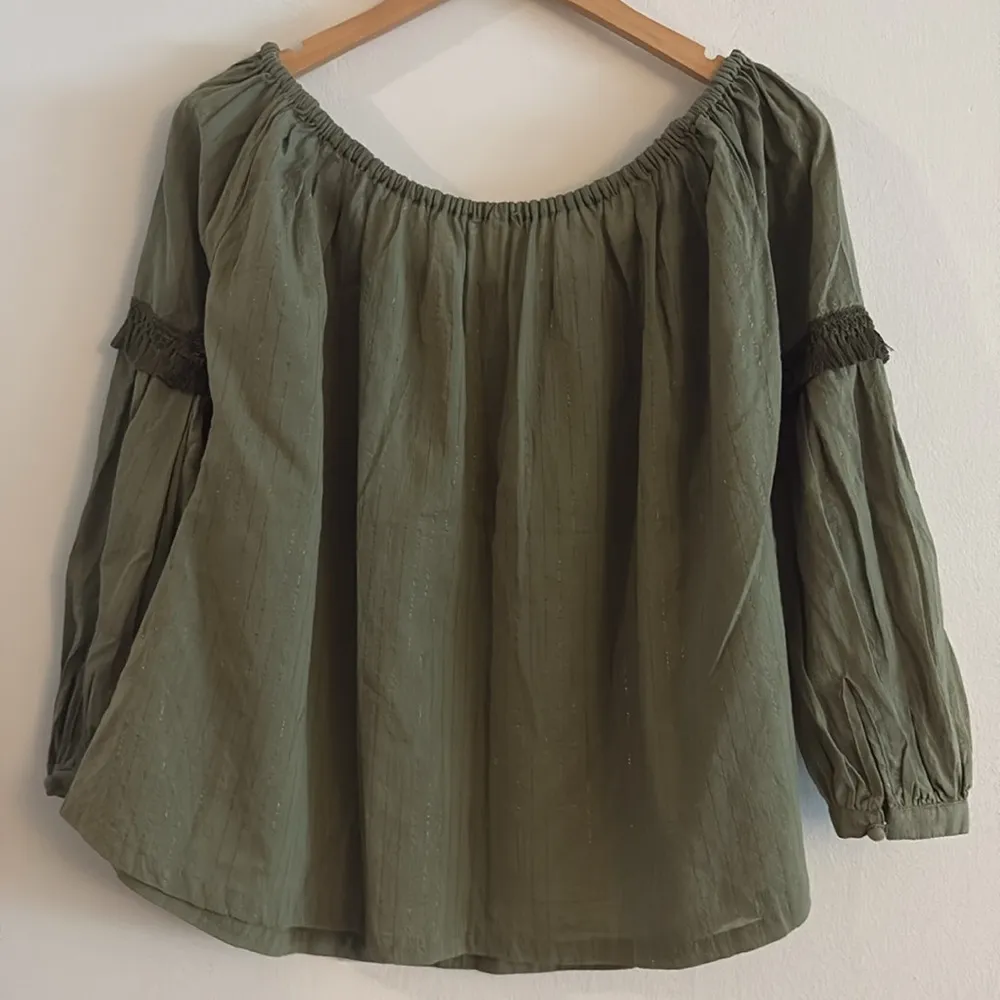 Poupette St Barth Long Sleeve Off Shoulder Tassle Tie Blouse Green Gold Shimmer Size M - Image 3