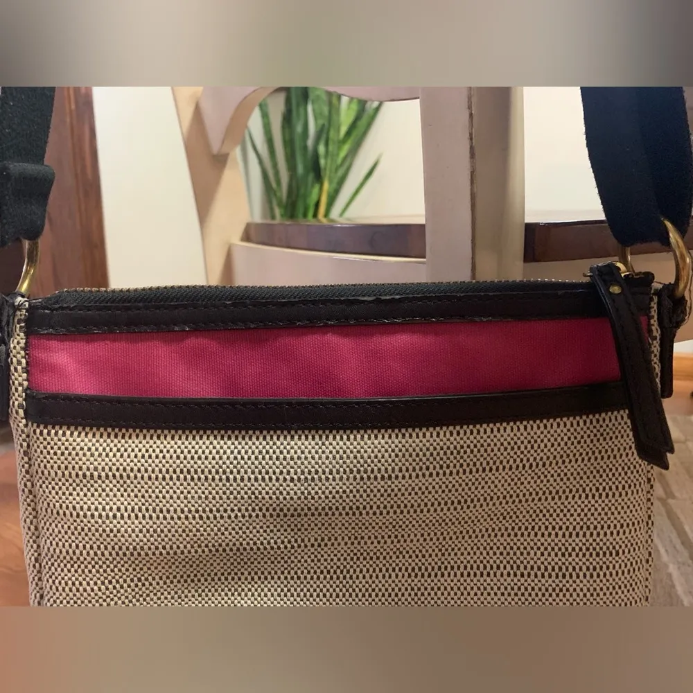 Fossil Crossbody Purse / Bag with Adjustable Strap NICE - Image 7