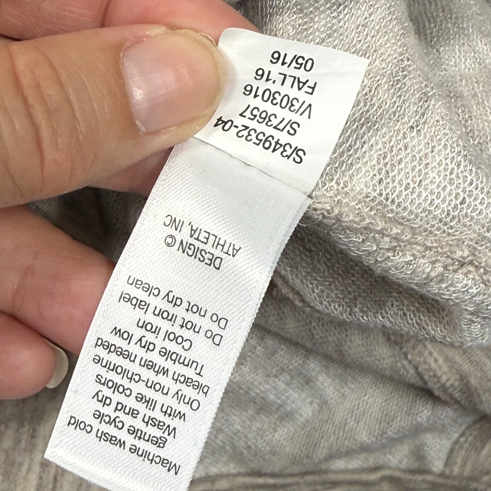 Athleta‎ Cozy Karma Asym Cowl Neck Pullover Thumbholes Pocket Top Medium - Image 5