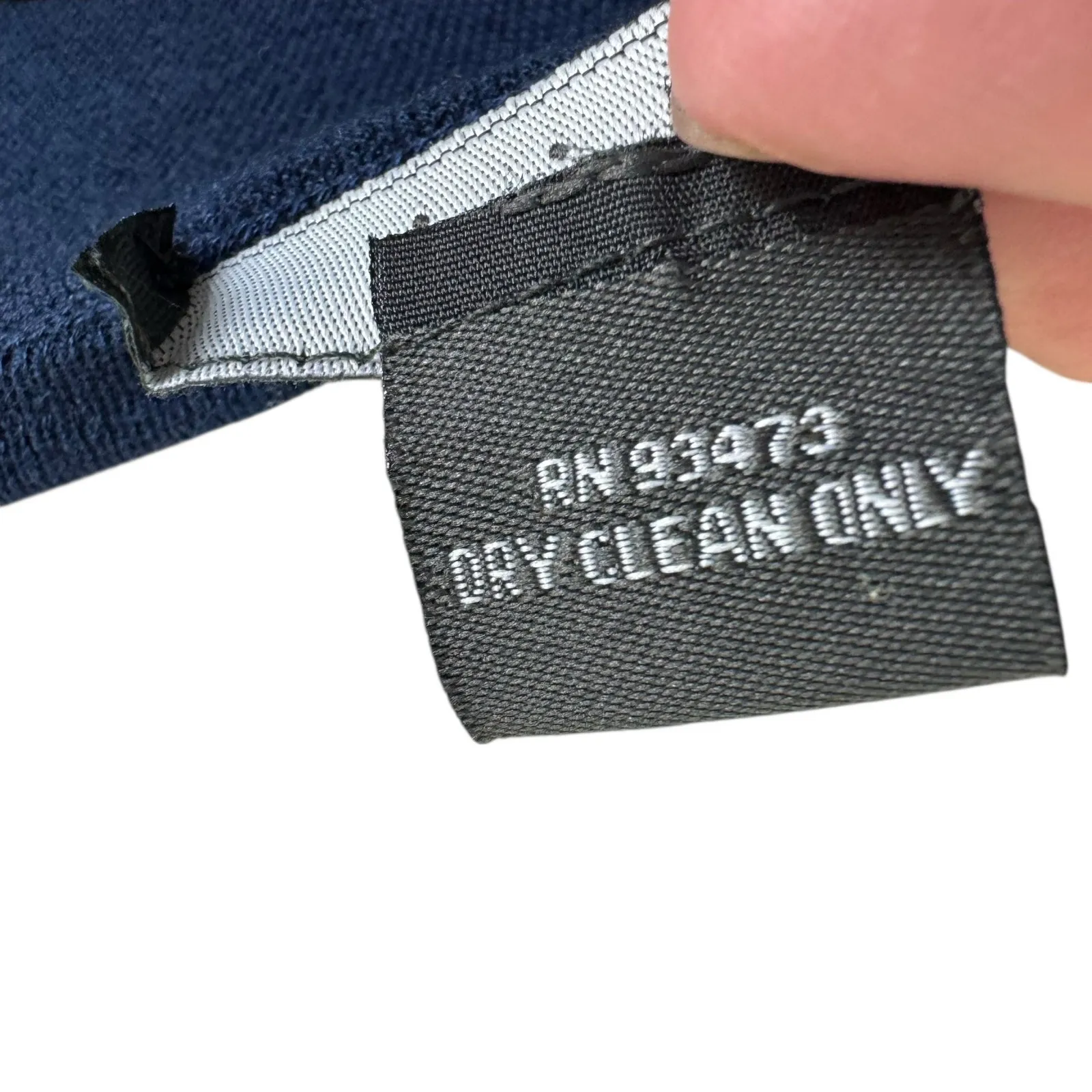 Pure Amici Navy Blue 3/4 Sleeve Silk Cotton Cashmere V - Image 4