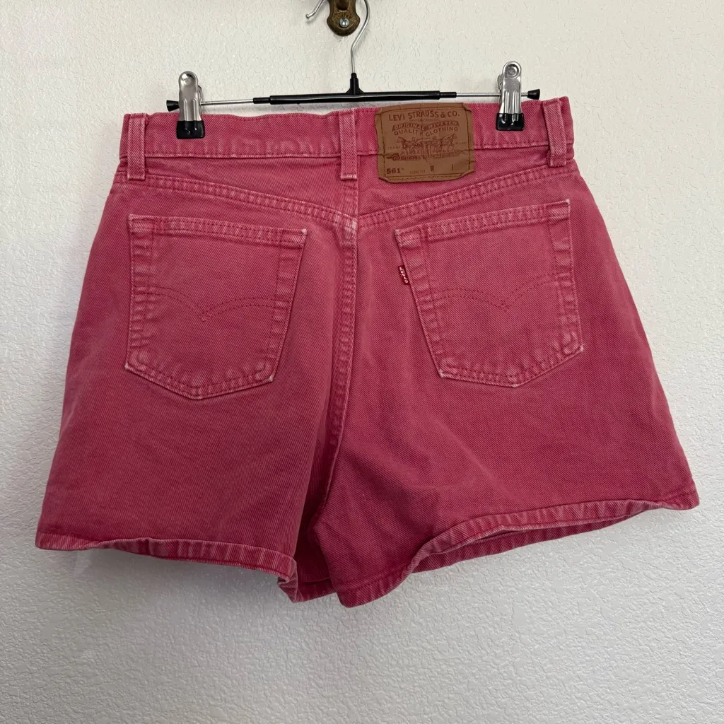 Vintage 1994 Levi’s 561 Loose Fit Denim Shorts in Pink 8 - Image 3