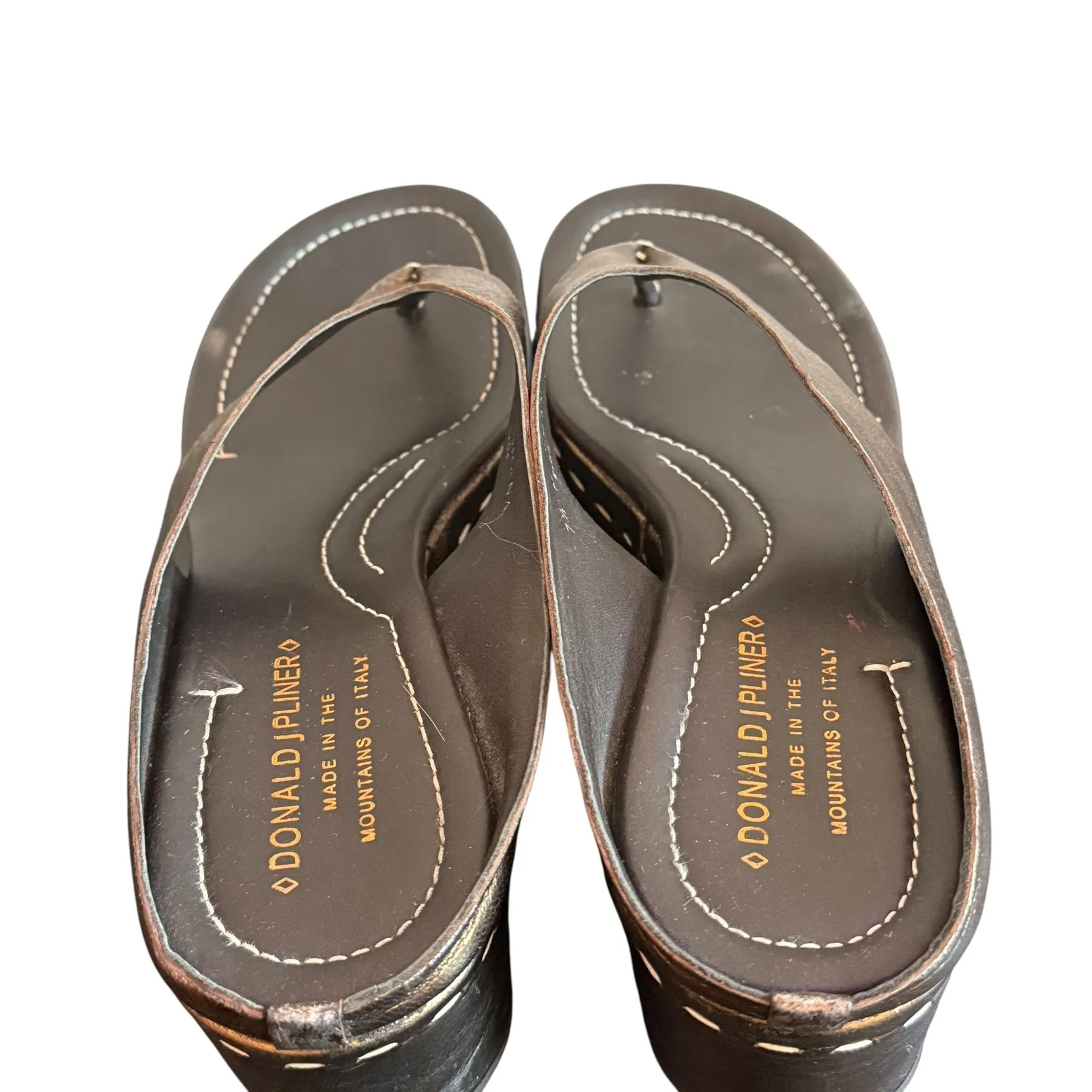 Donald J Pliner Shana Thong Wedge Sandals Women 7.5 Metallic Platform Distressed Brown - Image 2