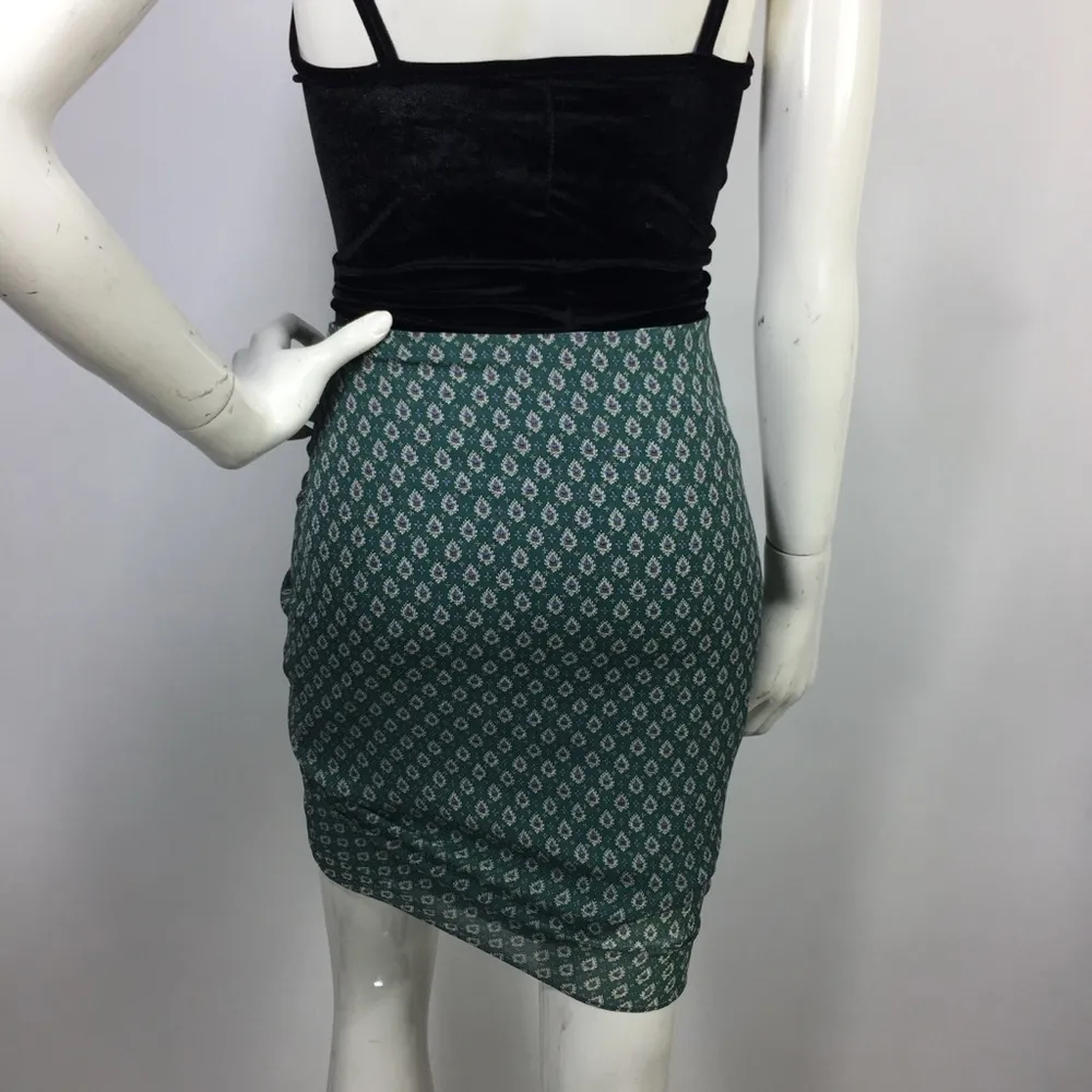 Veronica Beard  100% Silk Patterned Skirt Size 2 - Image 14