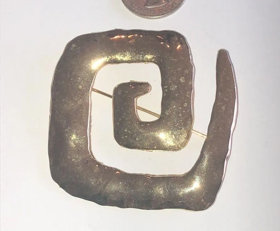 Vintage Gold Tone Retro Chunky Boho Tribal Brooch Shoulder Pin - Image 3