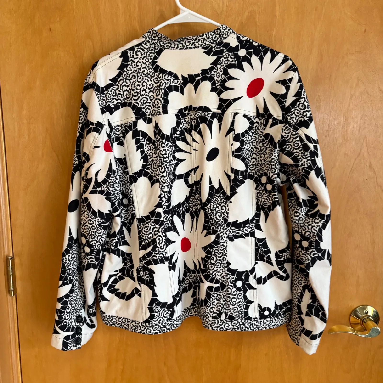 Chico's Jacket Black White Floral‎ Red Trim Mandarin Collar Women's Size 2 - Image 2