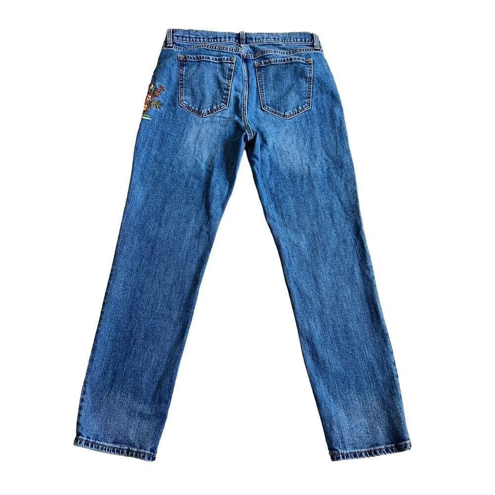 Old Navy boyfriend red roses embroidered Jeans size 6 - Image 6