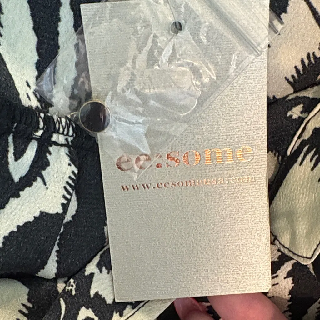 Ee:some Elegant Black and Cream Patterned Dress Size L - Image 12