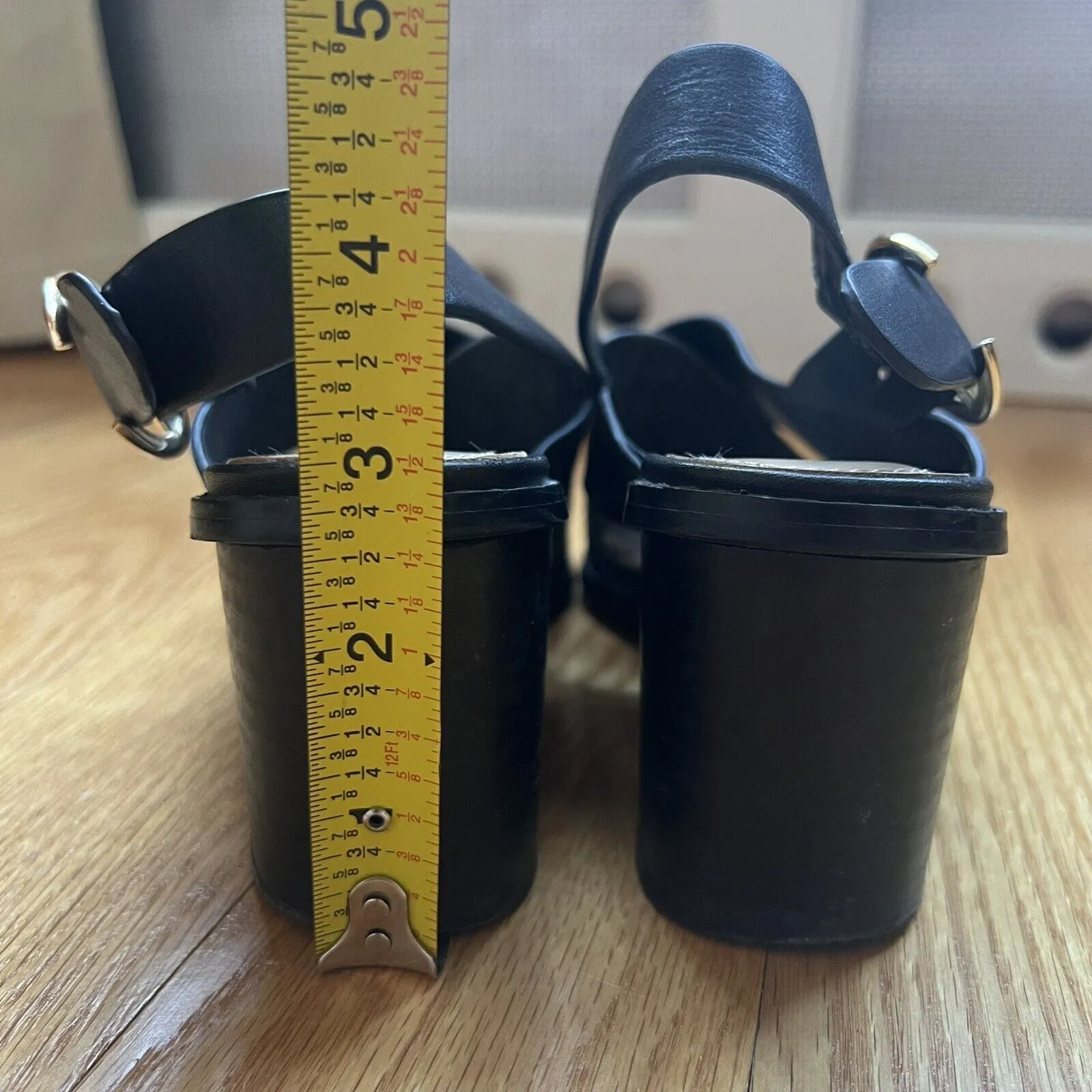 Black Leather Chunky Heels Cross Strap Gold Buckle Italian Size 6 - Image 5