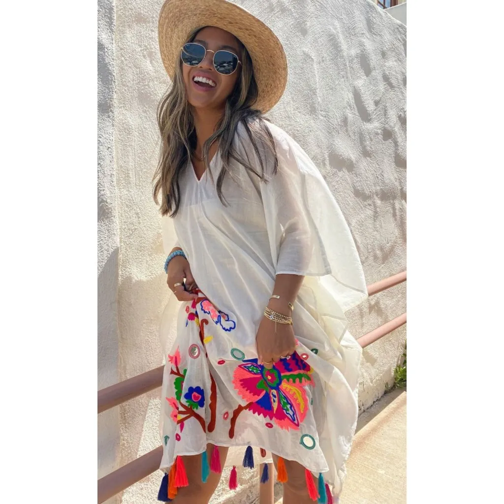 Lovestitch Granada Caftan Women's One Size White Floral Embroidered‎ 100% Cotton - Image 2