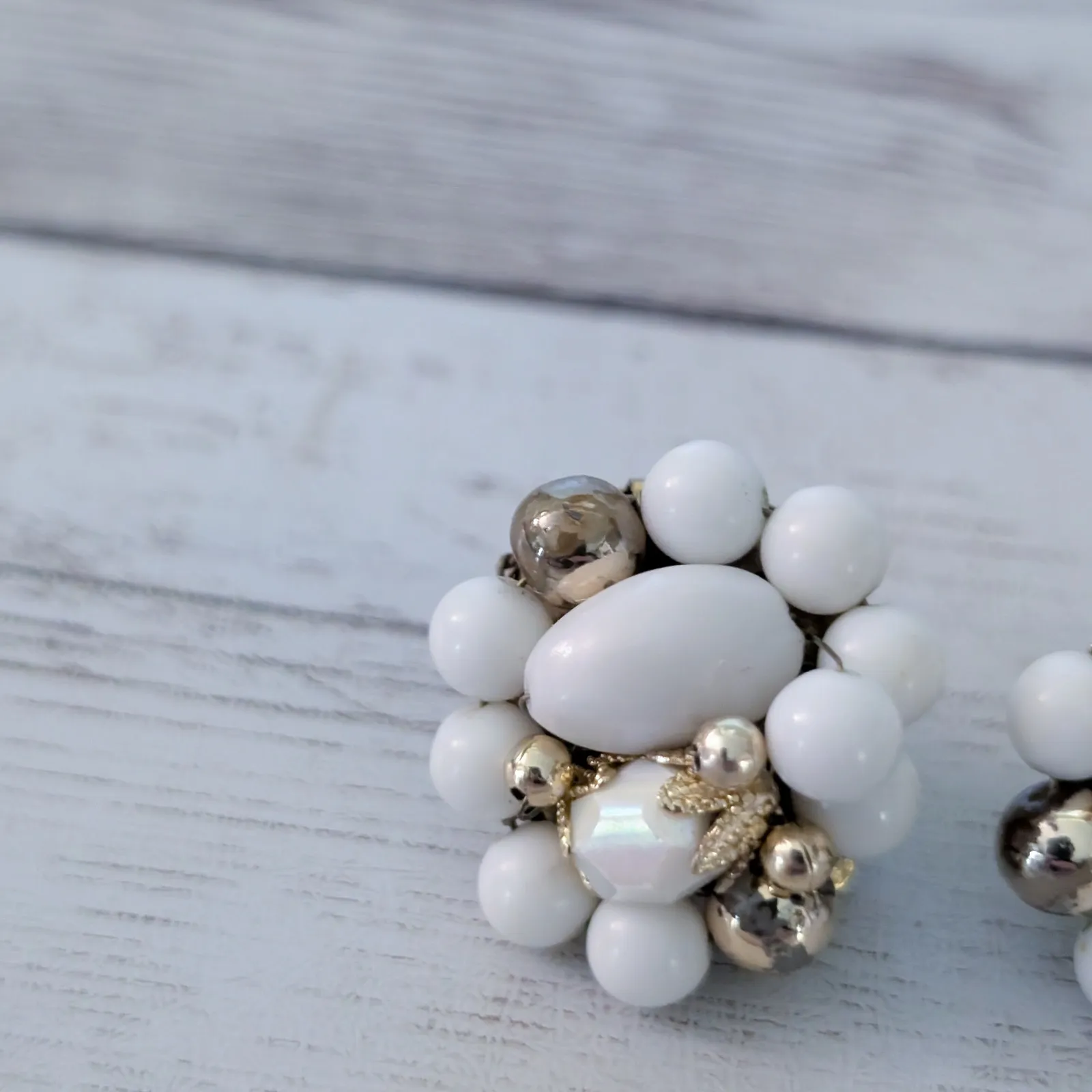 Vintage Clip On Earrings White & Gold Tone Cluster Stamped Japan - Image 4