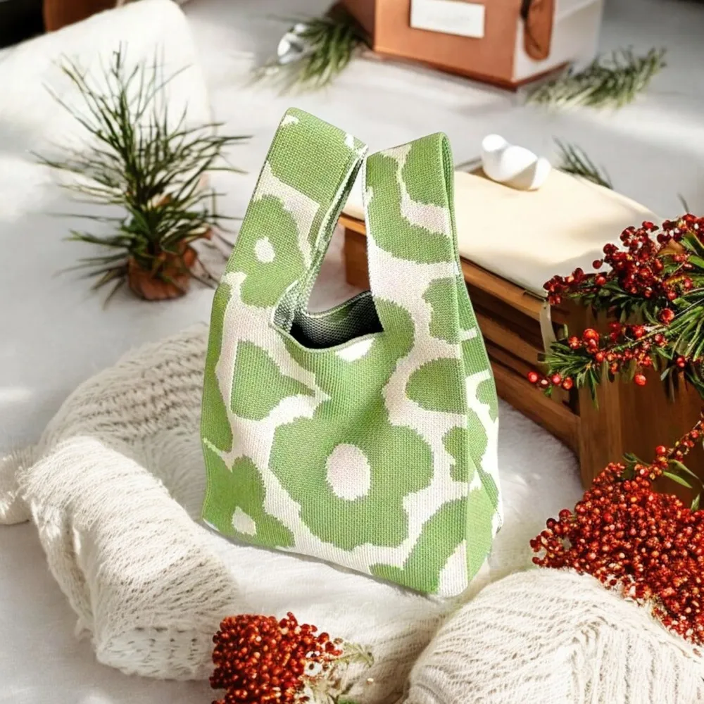 Floral Pattern Plaid Knitted Style Korean Style Aesthetic Knotted Wristbag Woven Green - Image 3