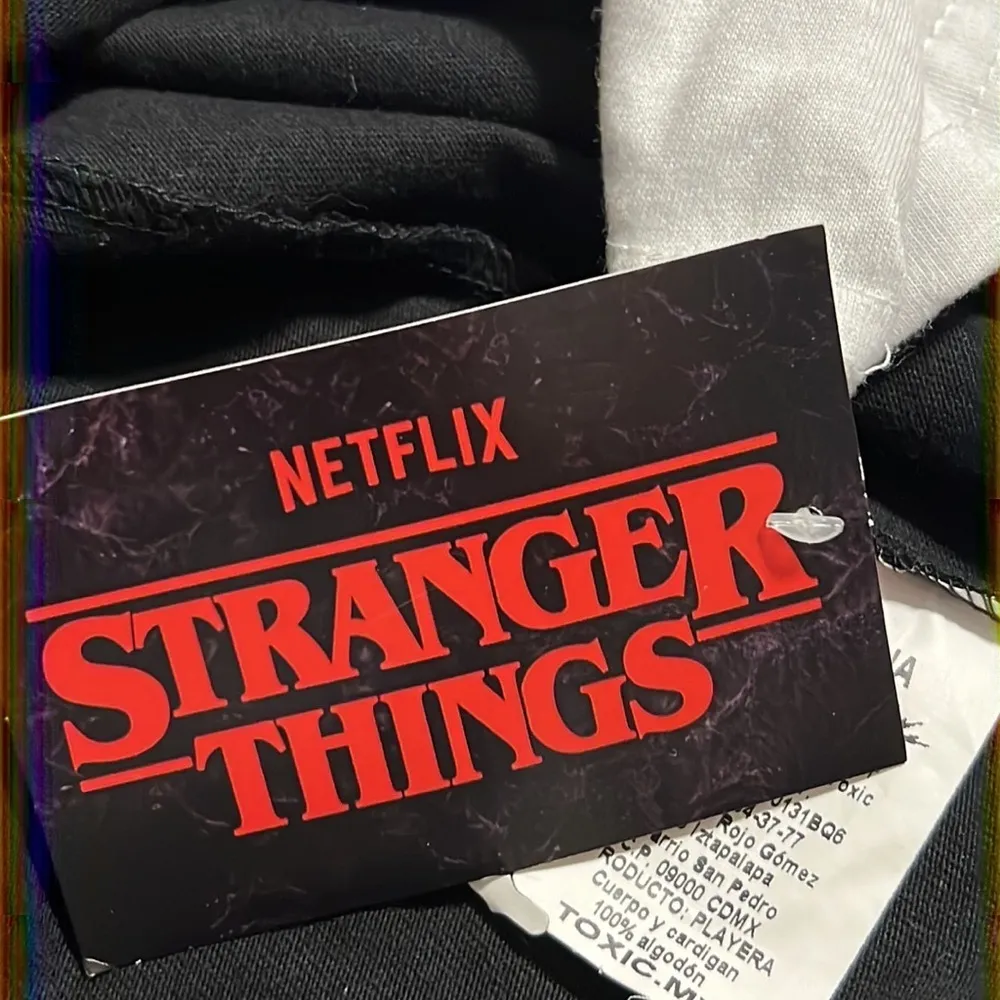 Netflix Stranger Things raglan tee juniors size medium black white 3/4 sleeves - Image 8