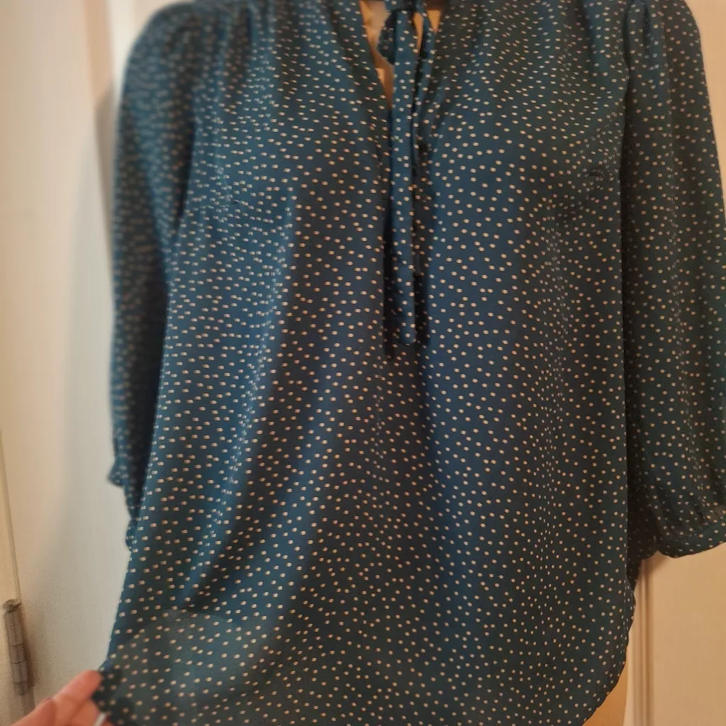 Torrid Sz 00 Women's Teal Polka Dot Blouse - Image 7