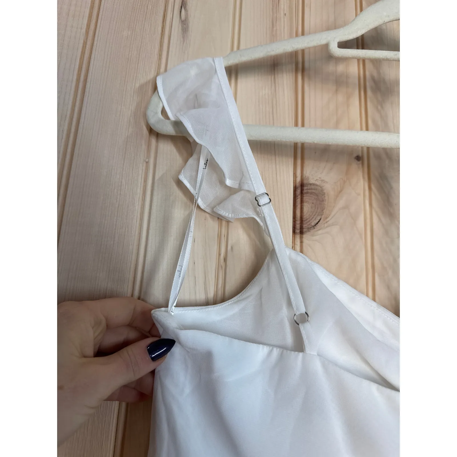 NWT Lulus The Way to Love White Ruffled Maxi Dress Resortwear Cut Out Size S - Image 9