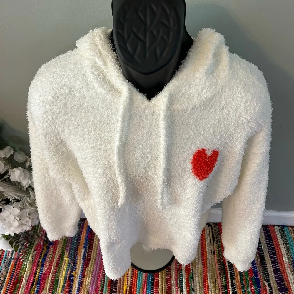 NEW Aerie Fuzzy Marshmallow Heart Hoodie Sweatshirt Valentine's Day White Small - Image 3