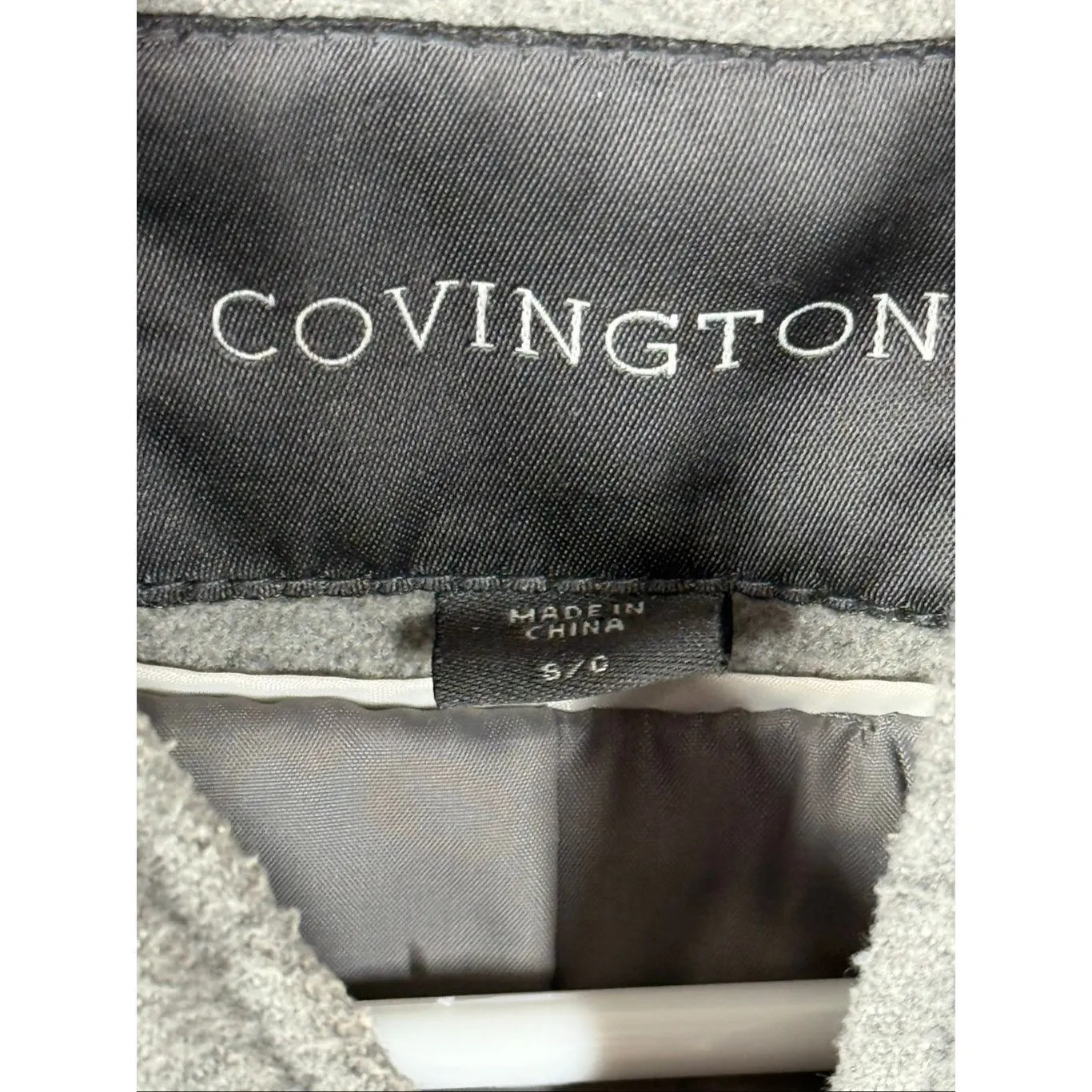 Covington Women gray hooded jacket size small - Image 2