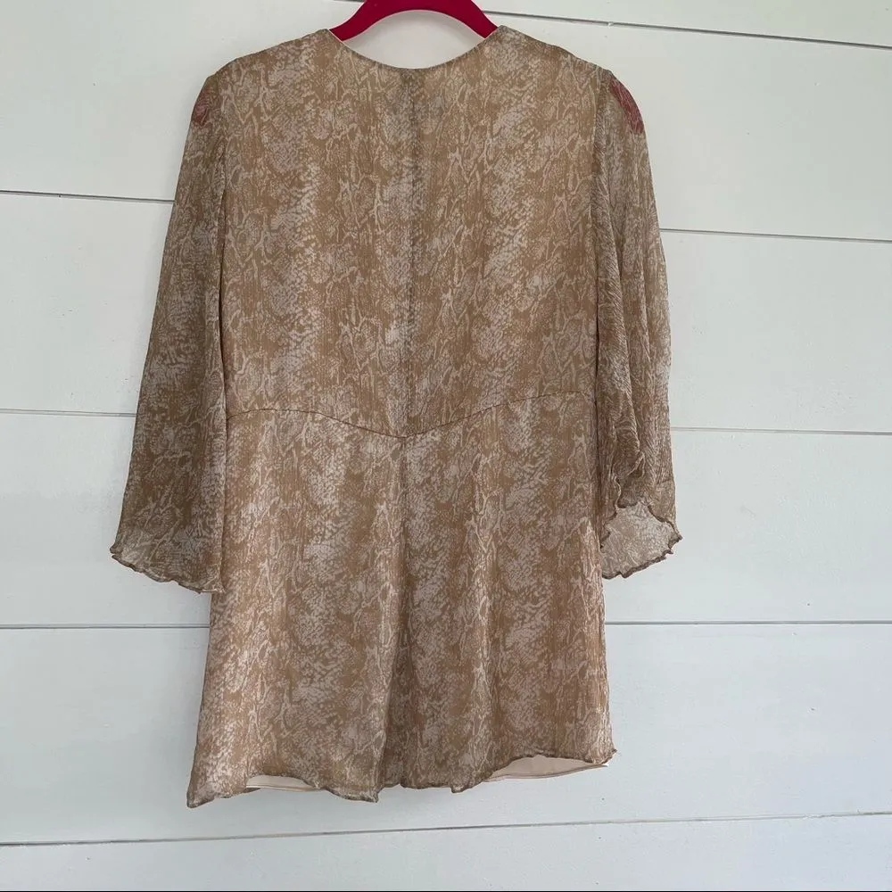 American Glamour Badgley Mishka Peasant Boho Top - Image 4