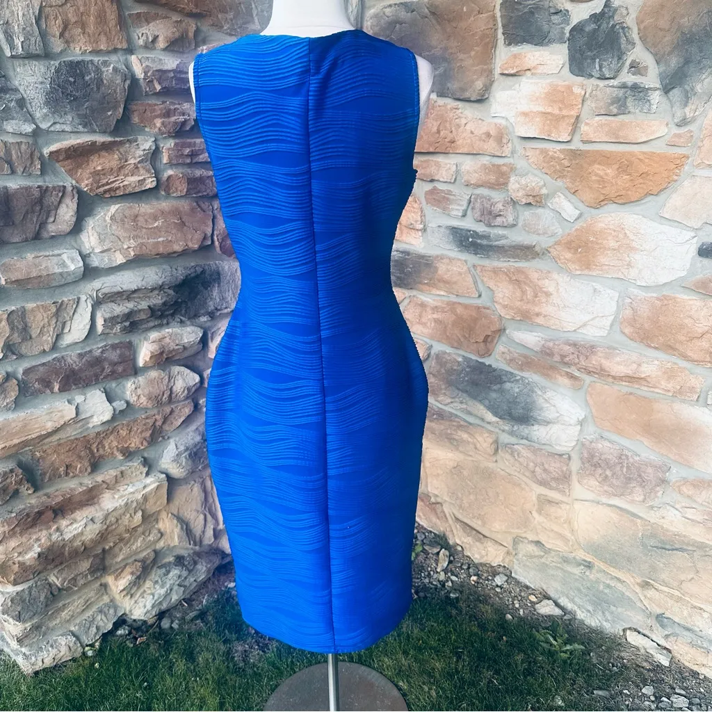 Metaphor Cobalt Blue Wave Pattern Midi Dress - Image 13