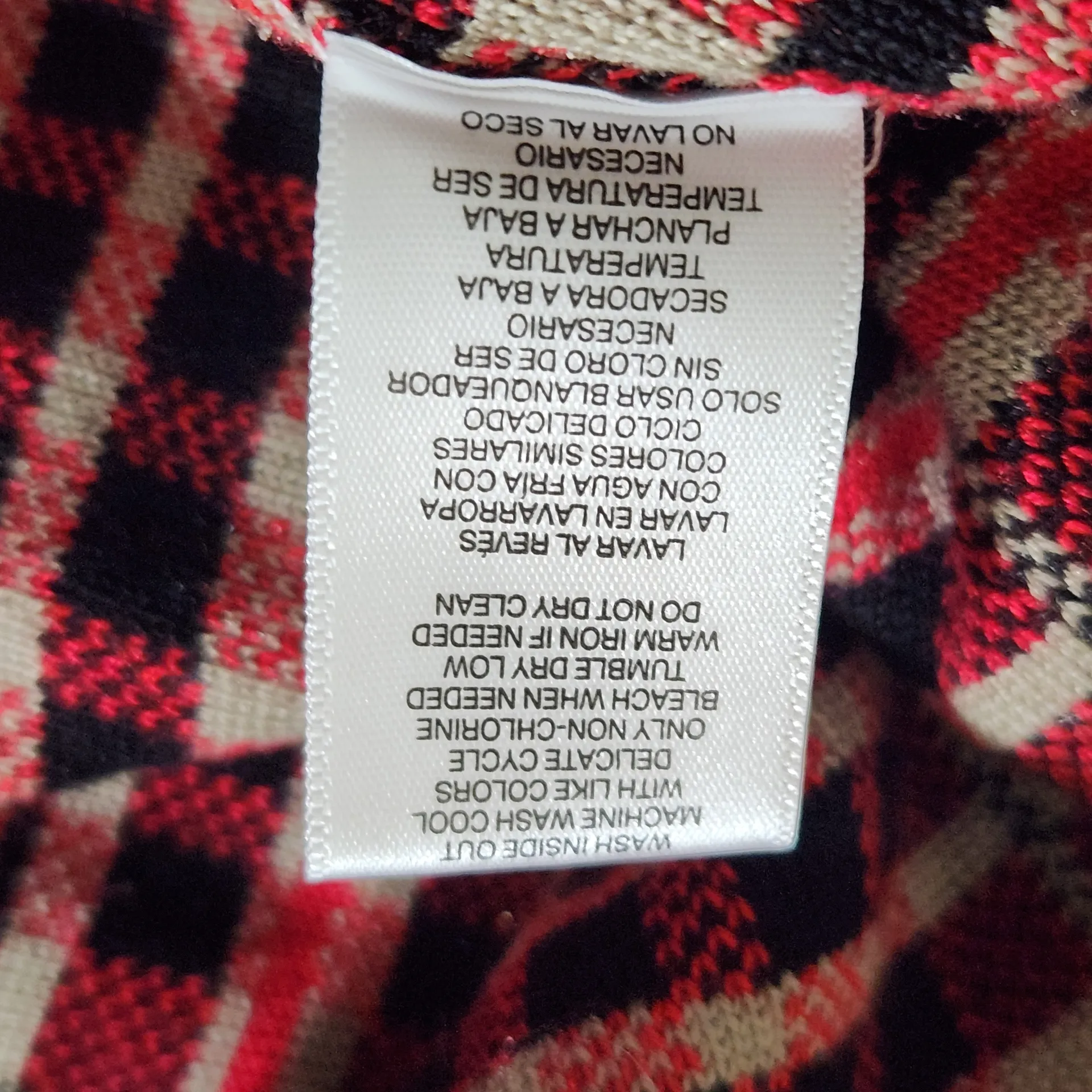 Leo & Nicole Red and Khaki Plaid Sleeveless Sweater Cardigan Size Medium Petite - Image 9