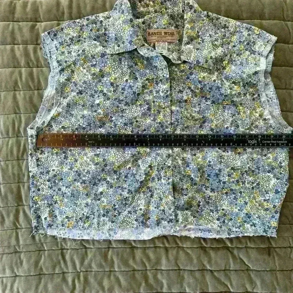 Vintage Ranch Wear Sleeveless Floral Button - Image 6