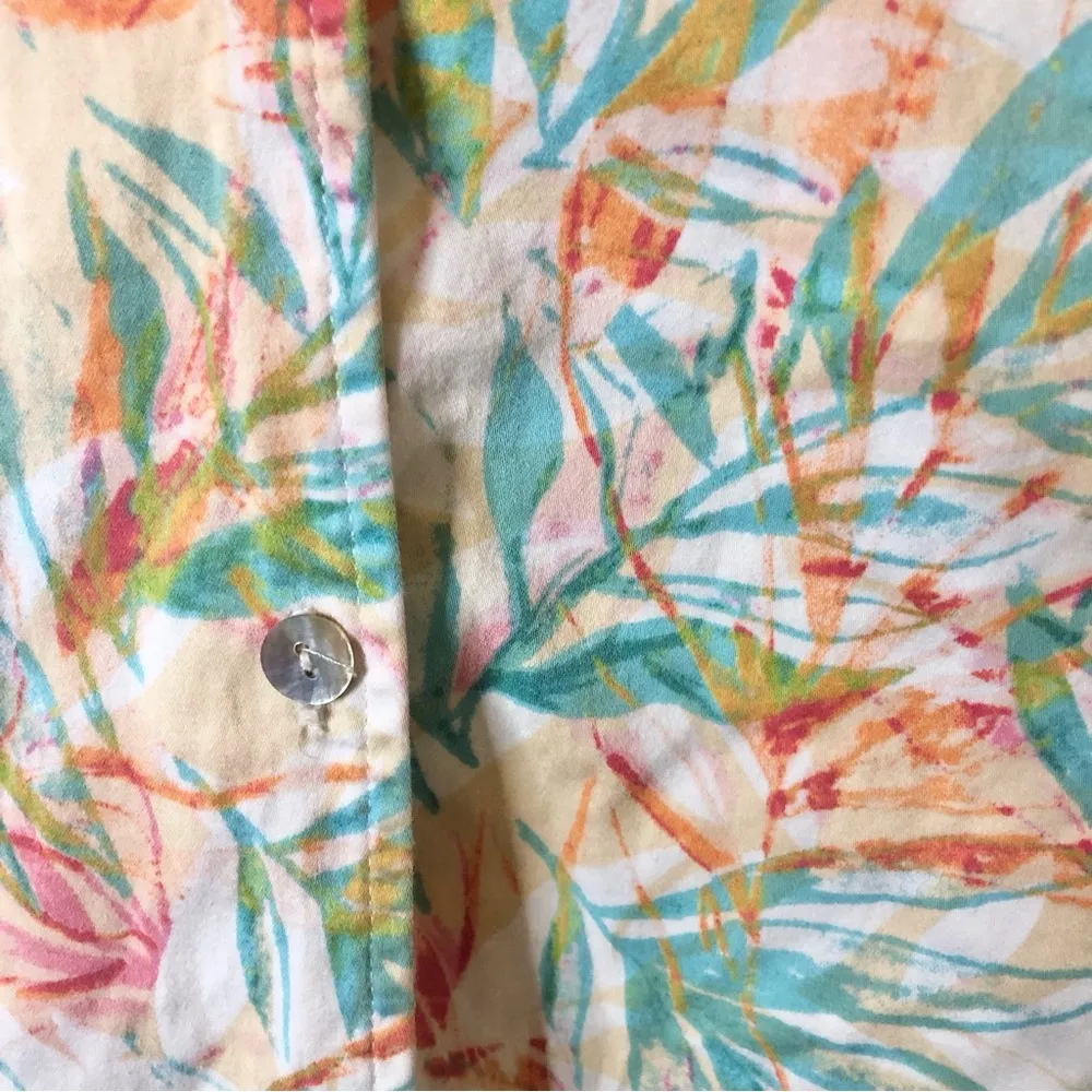 Chico’s bamboo Tropical Leaf‎ Print button front shirt blue 3 Large - Image 5