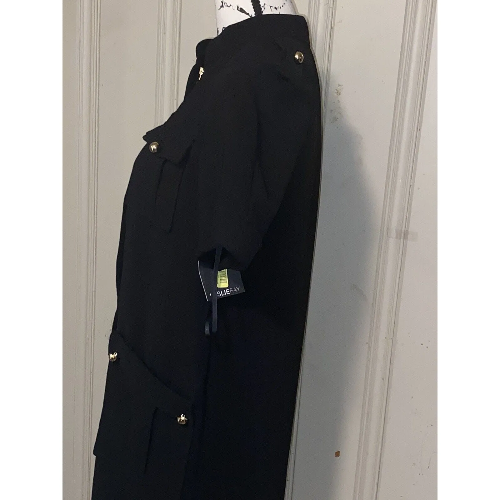 Leslie Fay Women's Front Zip Gold Detailed Black Cap Sleeve Sheath Dress Sz 6 - Image 7