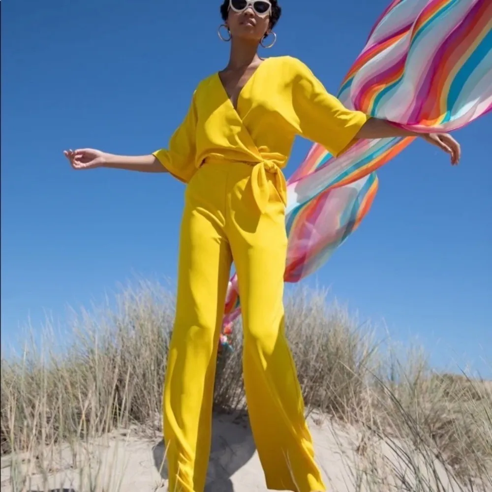 Trina Turk Kai Yellow Jumpsuit Size 10‎ fun playful office business casual event - Image 12