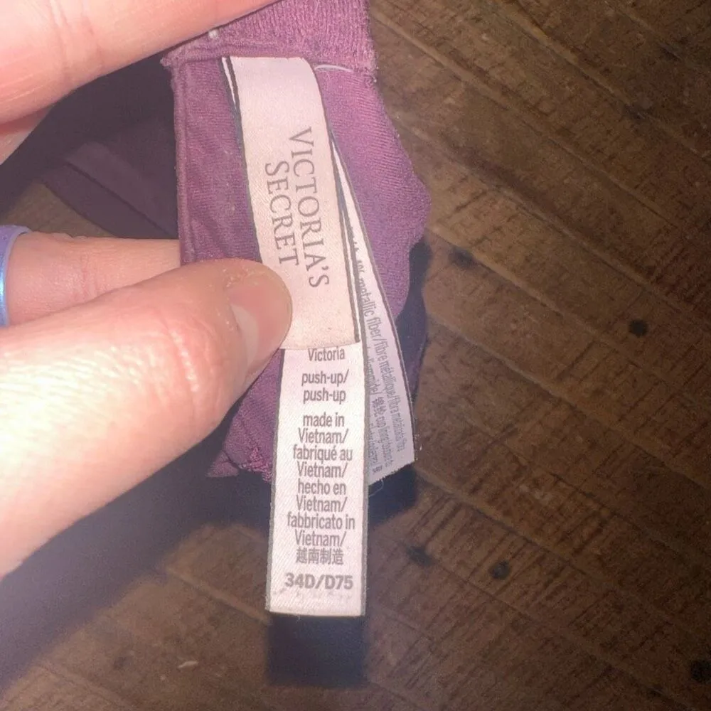 Victoria’s Secret maroon lacy sexy 34D push-up bra - Image 3