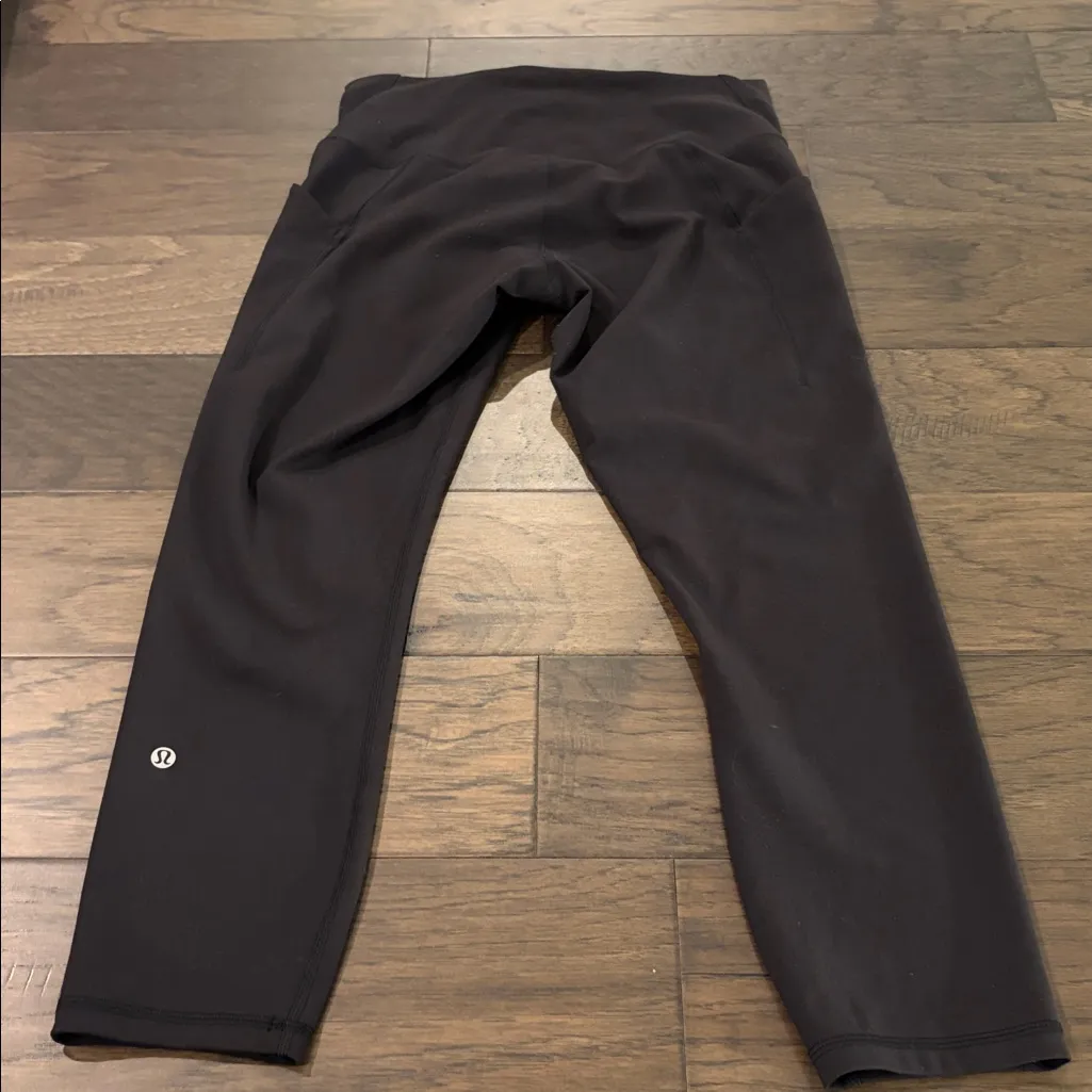 Lululemon Wonder Train High Rise Crop With Pockets Sz 10 - Image 8