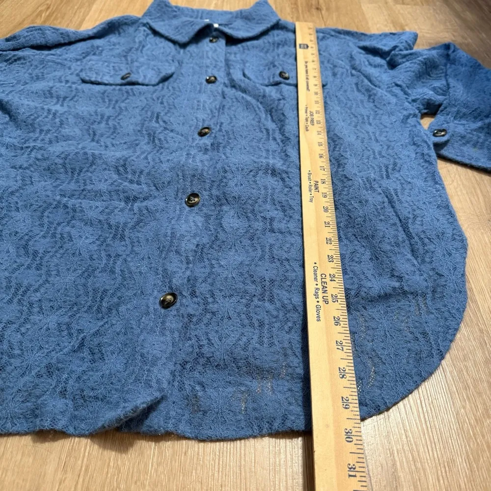 Bibi oversized lace shacket with front pockets - Image 4