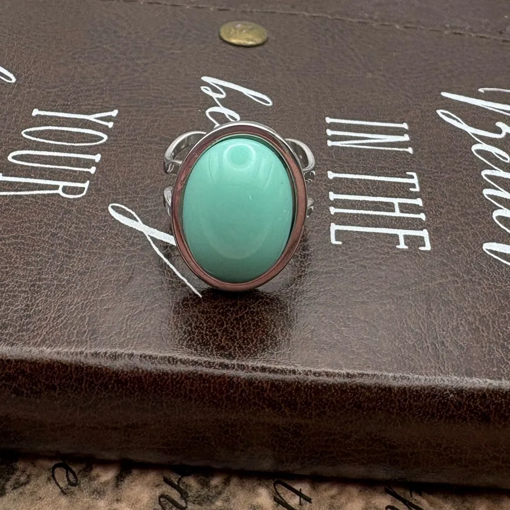 Vintage 1970s Cyan Cabochon Adjustable Ring Boho Handmade - Image 4
