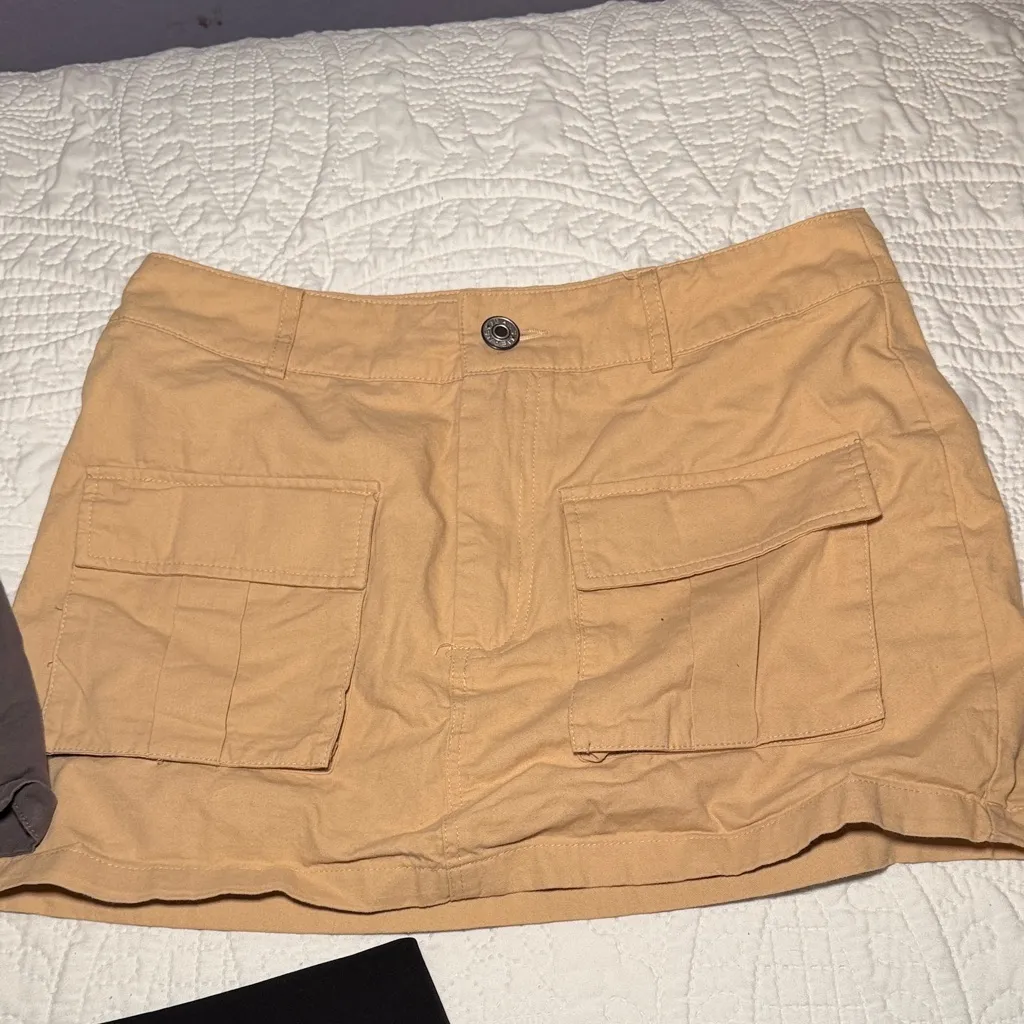 Set of Three Mini Skirts - Image 3