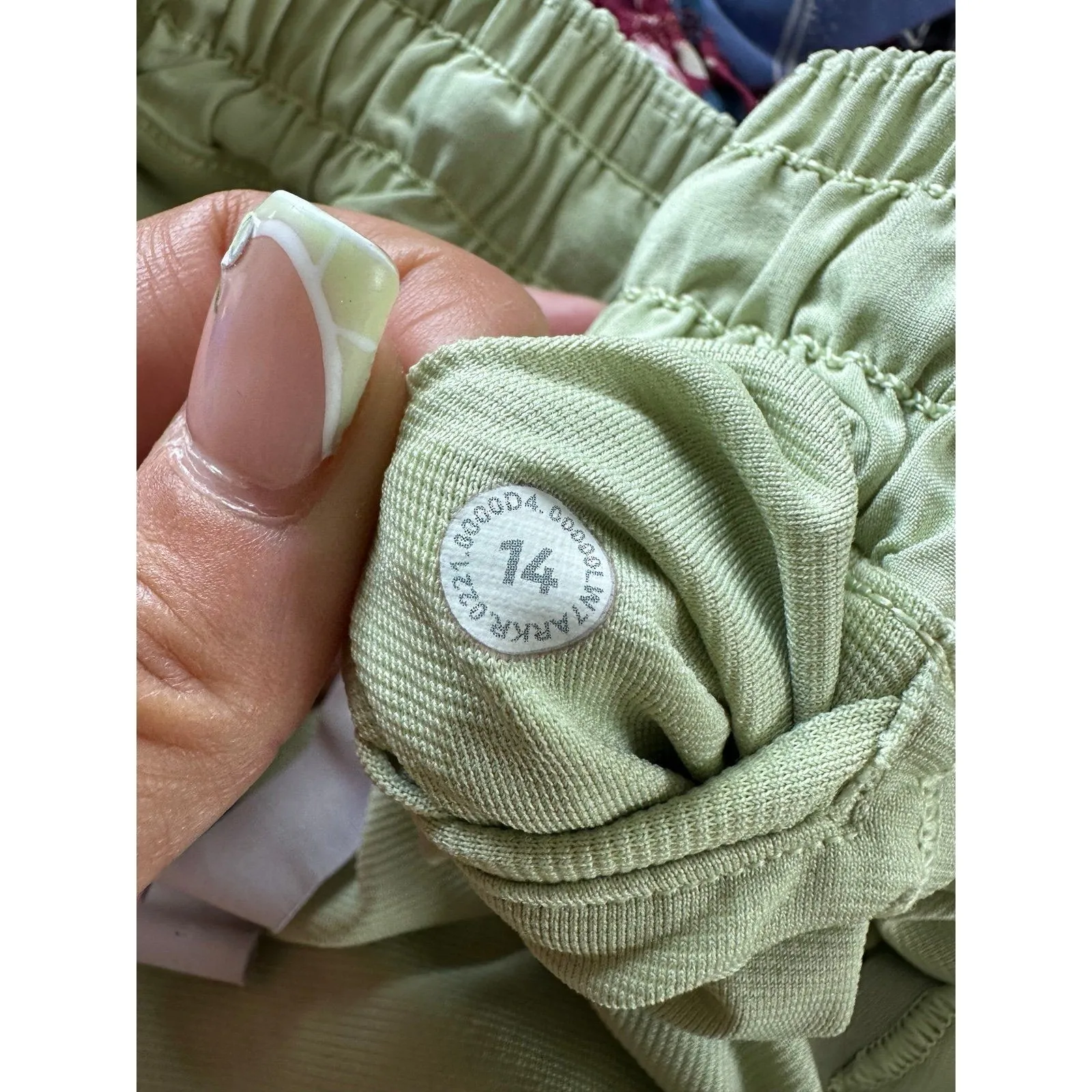 Lululemon Hotty Hot High-Rise Mesh Lined Brief Pull On Drawstring Shorts 14 - Image 5