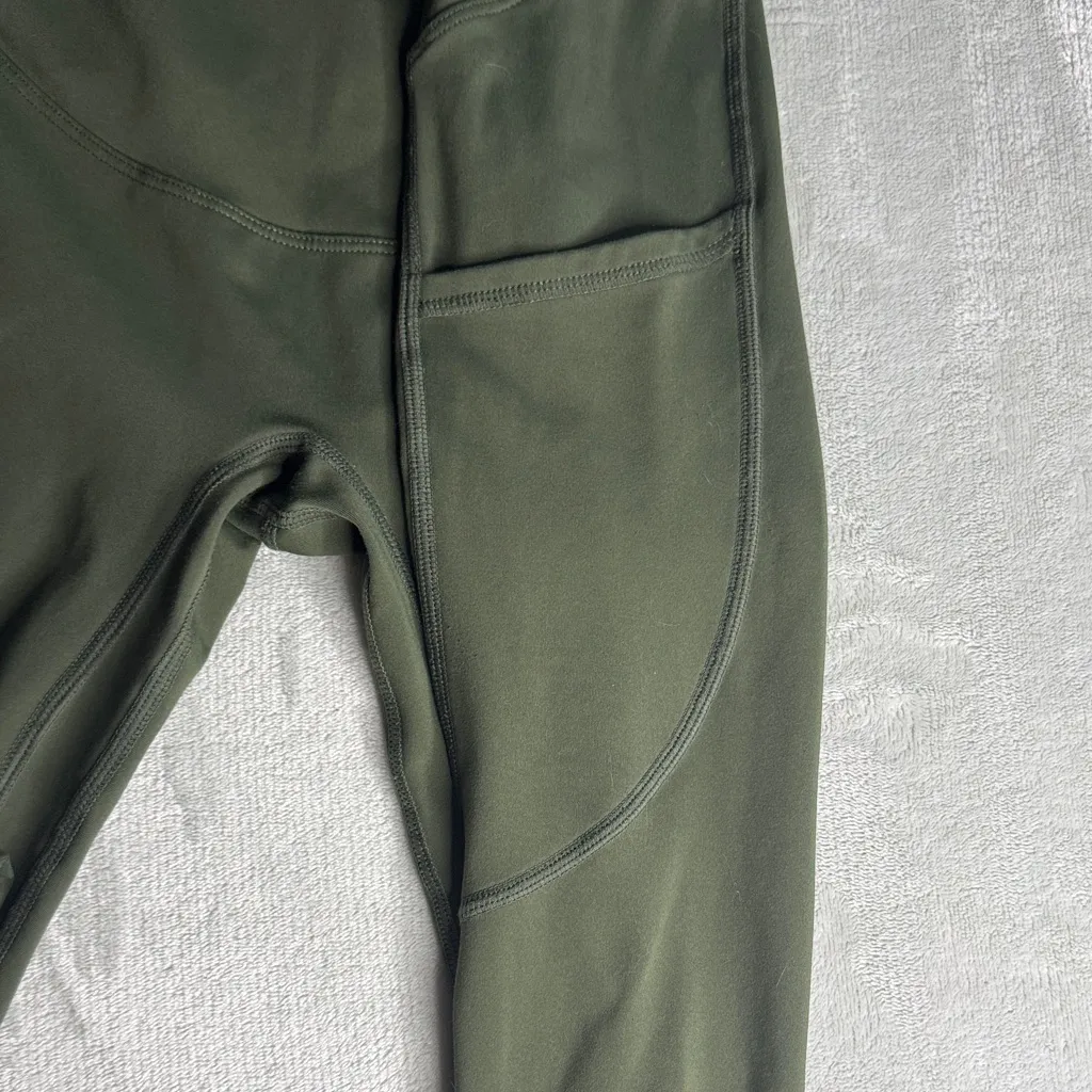 Poshdivah Olive Maternity Leggings Green Size undefined - Image 4