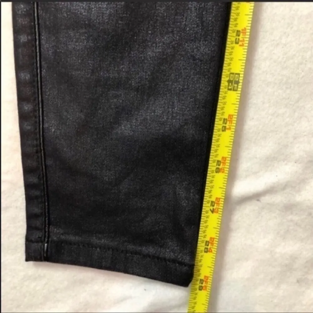 Blank NYC Shiny Skinny Jeans Size 25 - Image 6