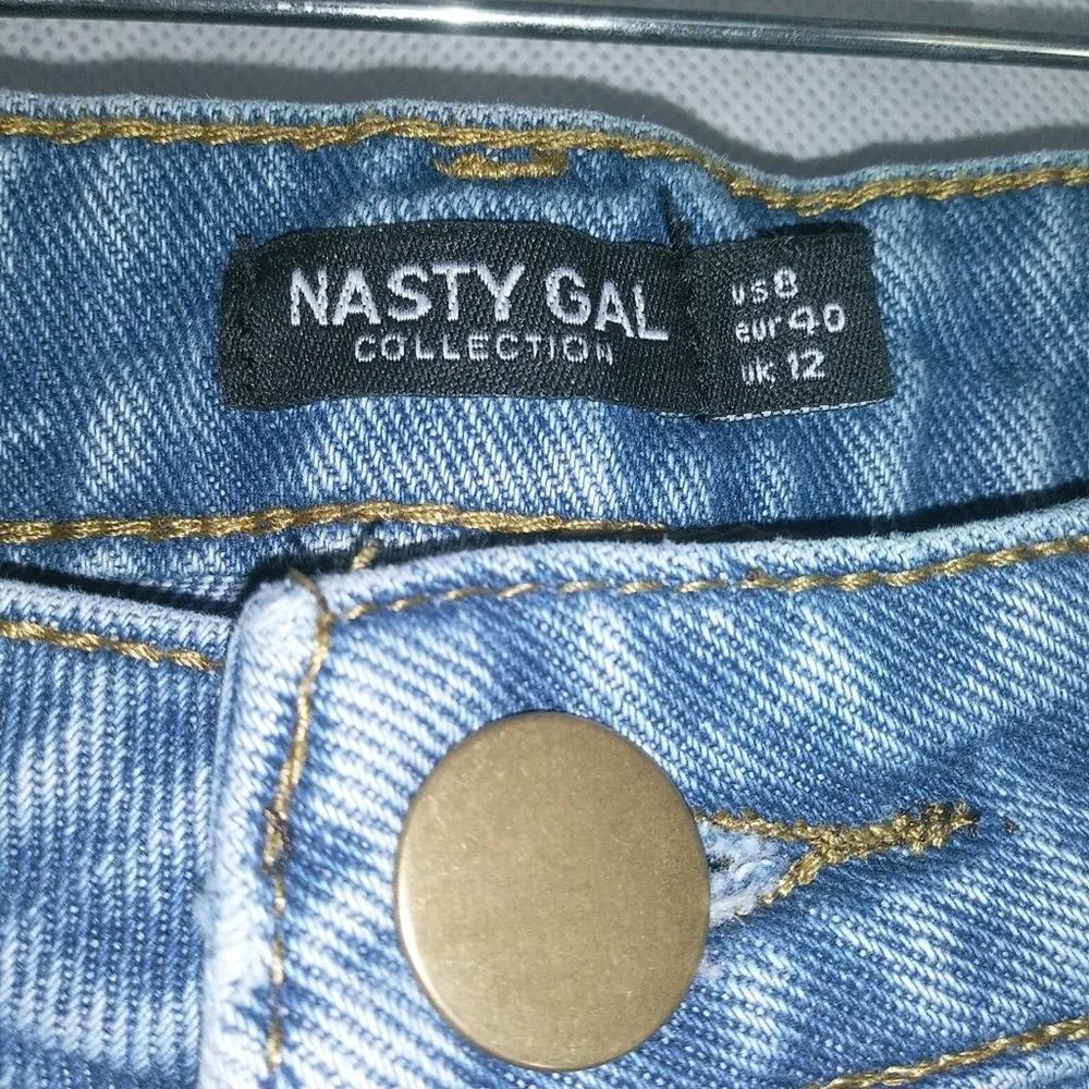 Nasty Gal Distressed High Waisted Mom Distressed Jeans 8 - Image 4