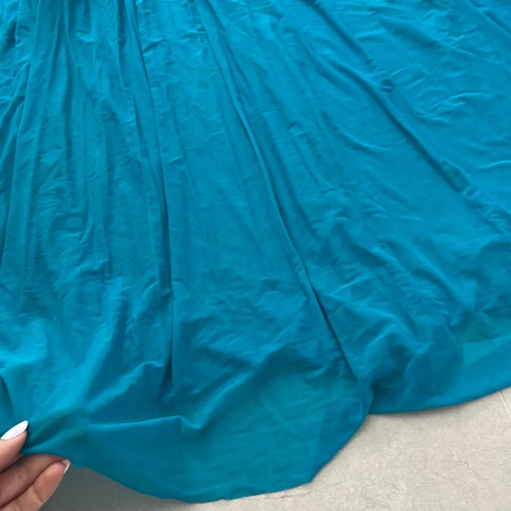 women size small turquoise party dress beads neckline halter lightweight teal Blue - Image 9