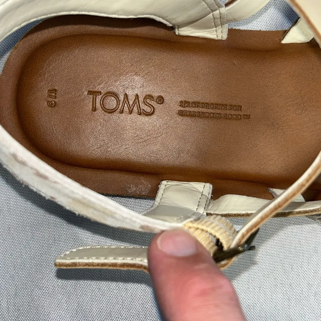 Toms Beige Abstract Cow Print - Image 3