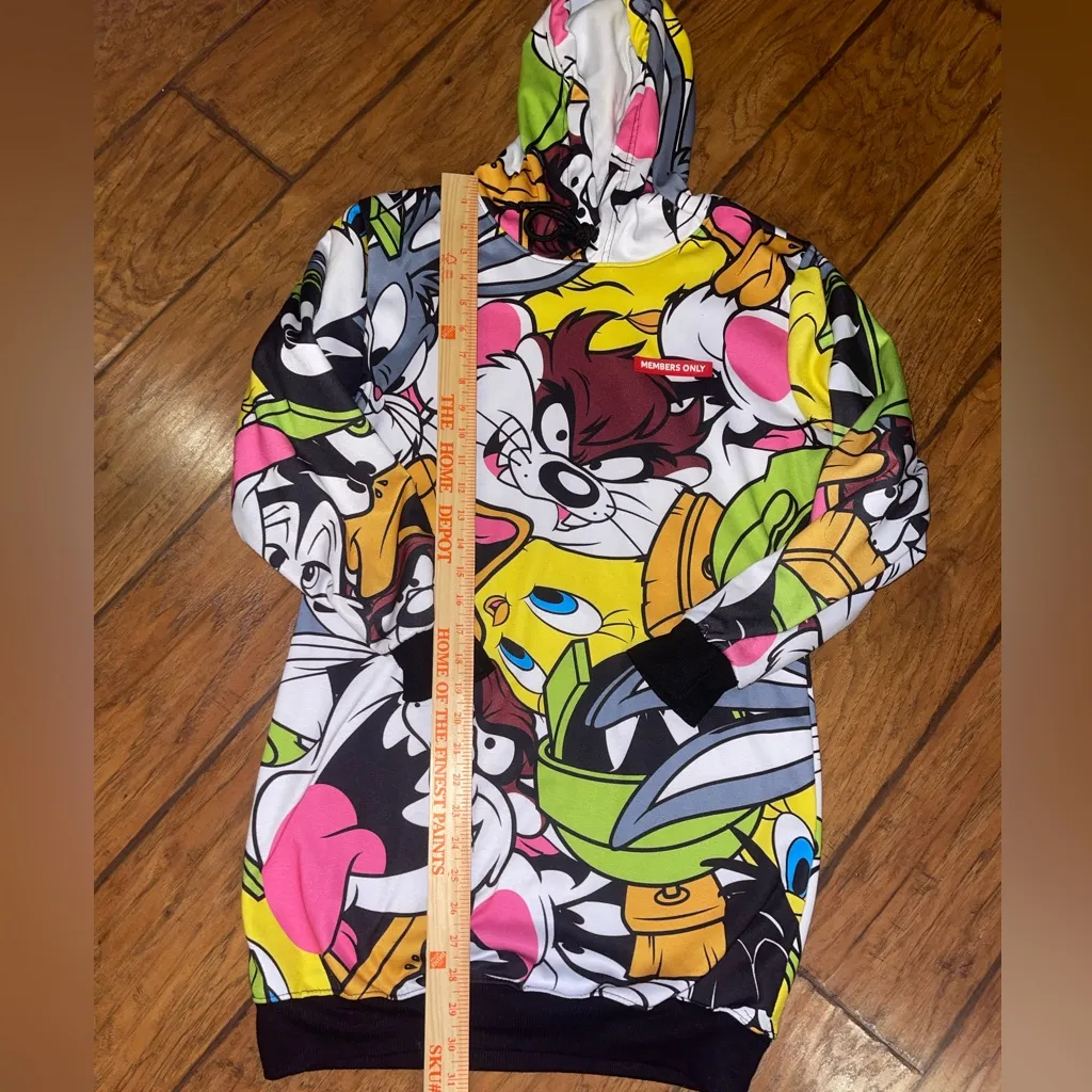Colorful Looney Tunes Members Only  Graphic Hoodie size small - Image 4