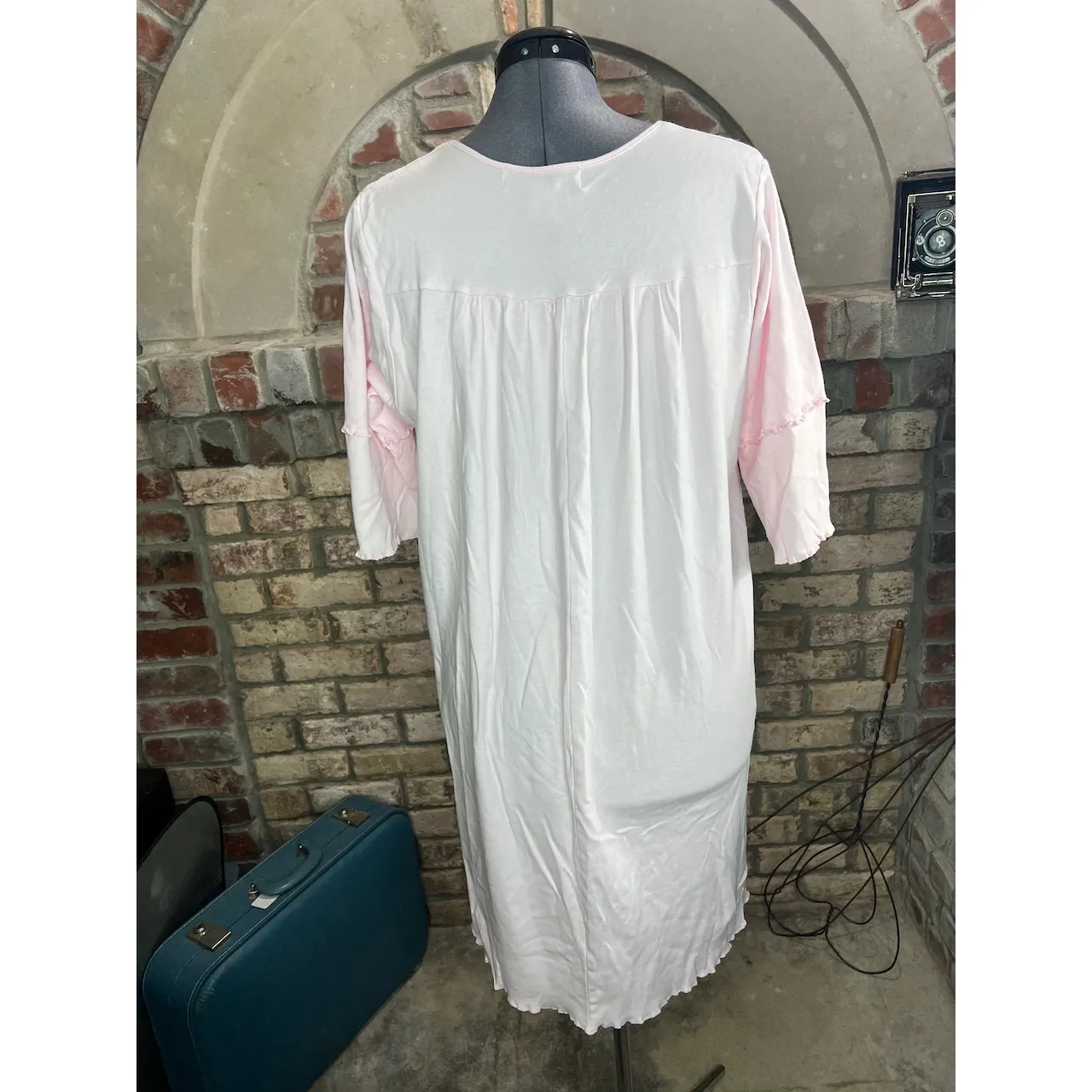 Norm thompson nightgown jersey knit pink floral knee length Size L - Image 6